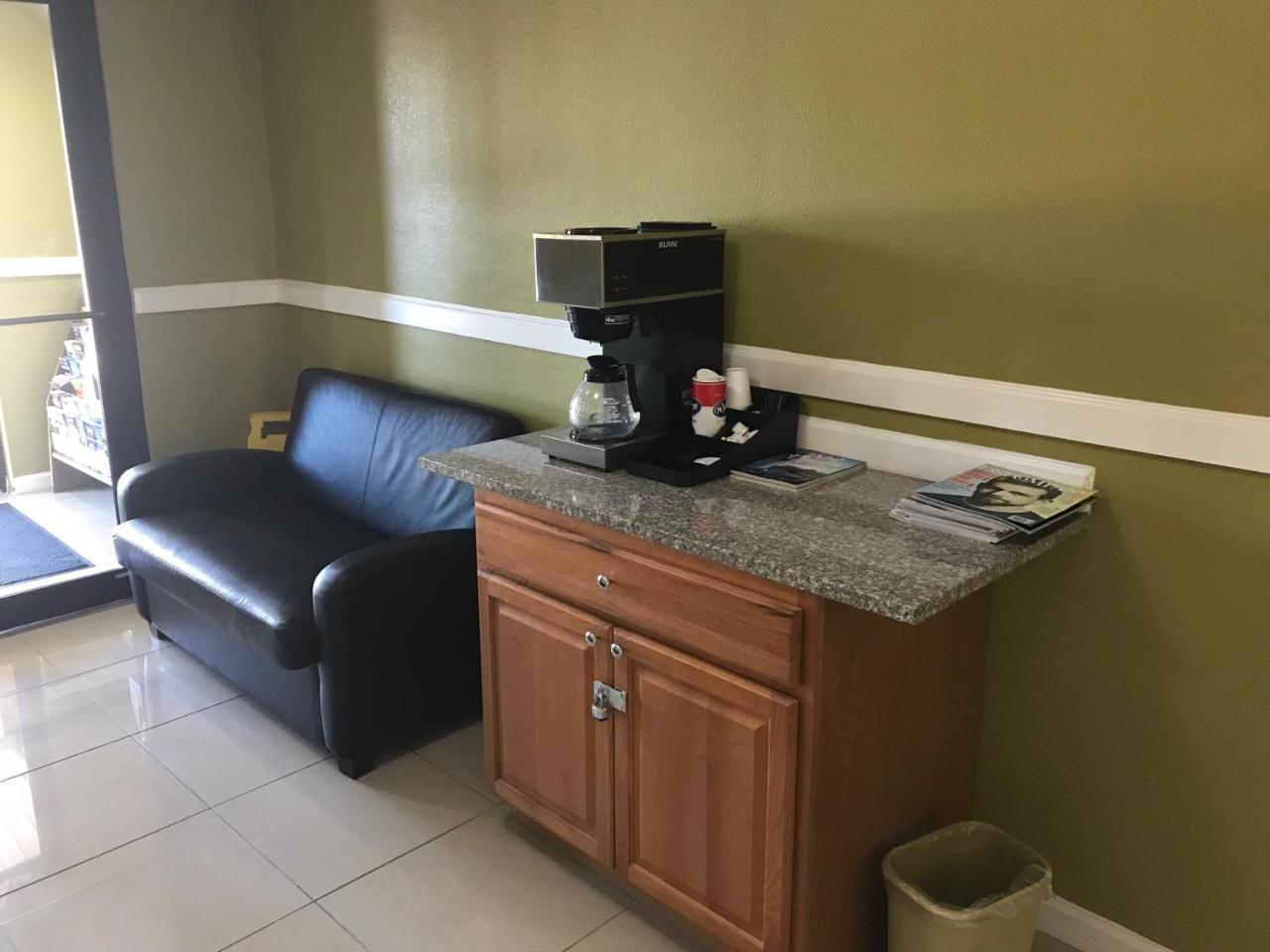 Paradise Inn & Suites Baton Rouge Esterno foto